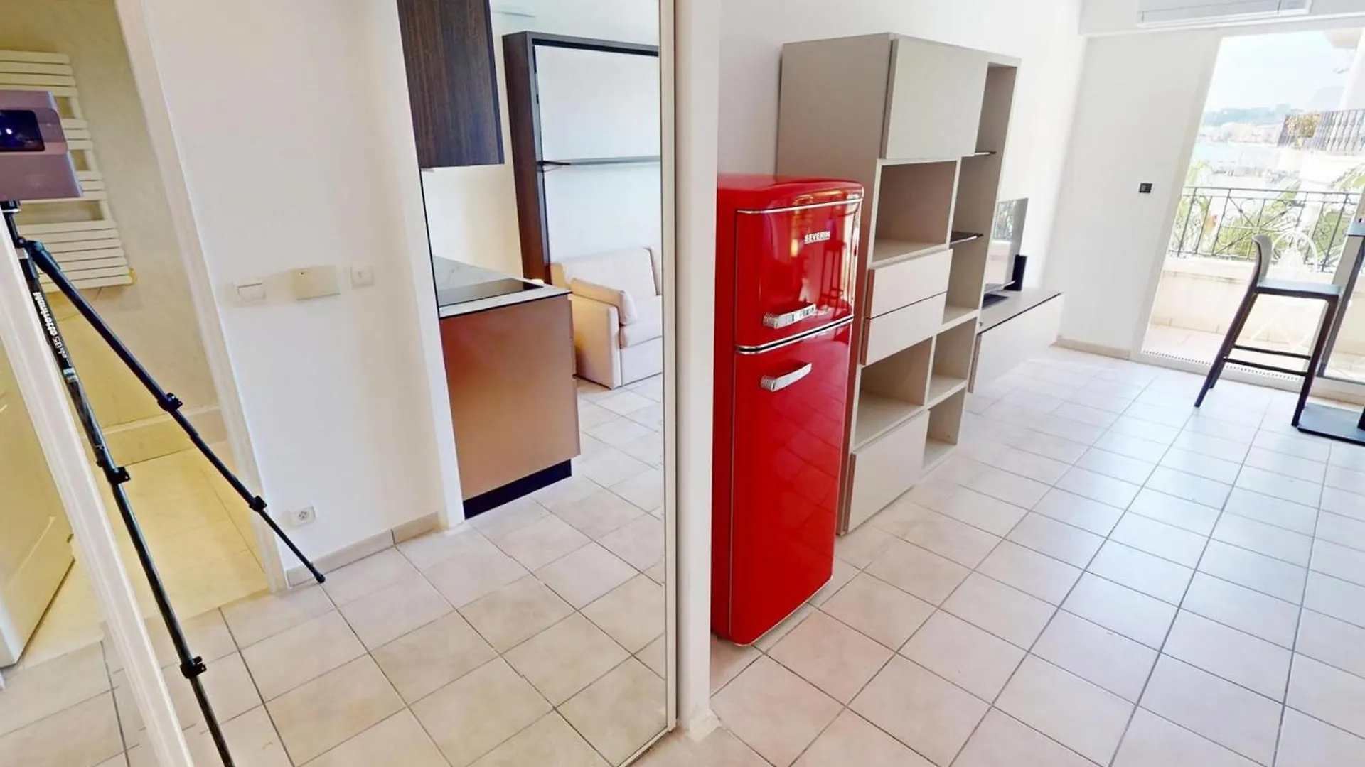 Studio Renove Avec Balcon Et Garage En Plein Coeur De Menton - Fr-1-196-375 דירה